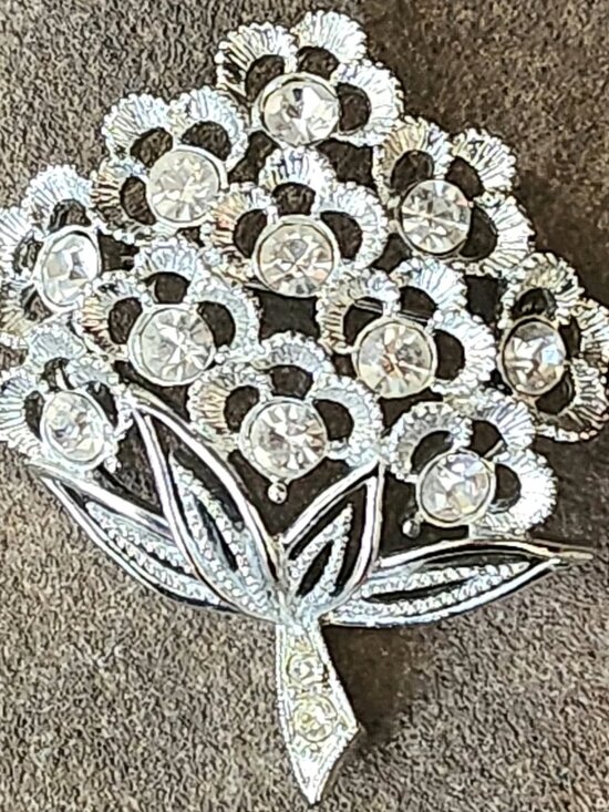 Sarah Coventry Jewelry - Vtg 70's Sarah Coventry Sparkle Lites Rhinestone Bouquet Brooch Pin Silver Tone